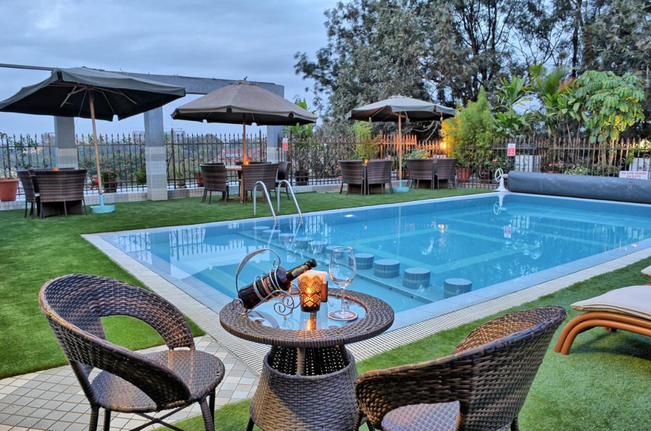 Clarence House Nairobi Lägenhet Exteriör bild